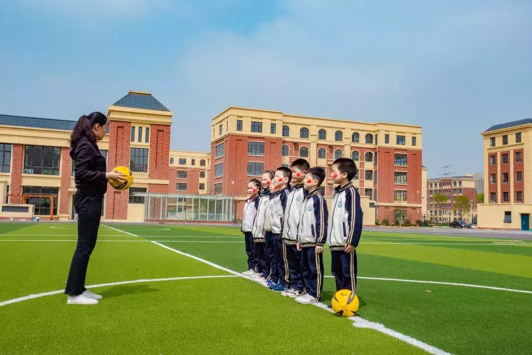 南阳第2完全学校,南阳第三个完全学校