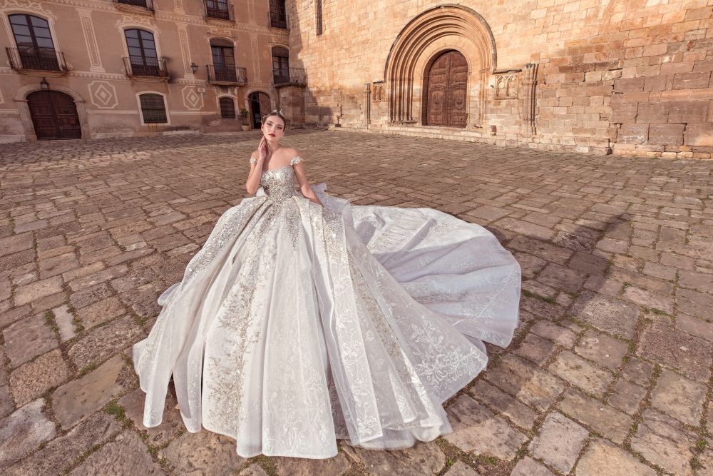 世界顶级婚纱高级定制,婚纱高级定制设计