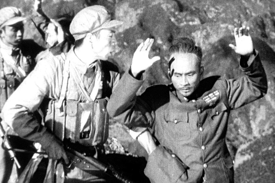 智取华山电影是真实素材吗,电影智取华山全本