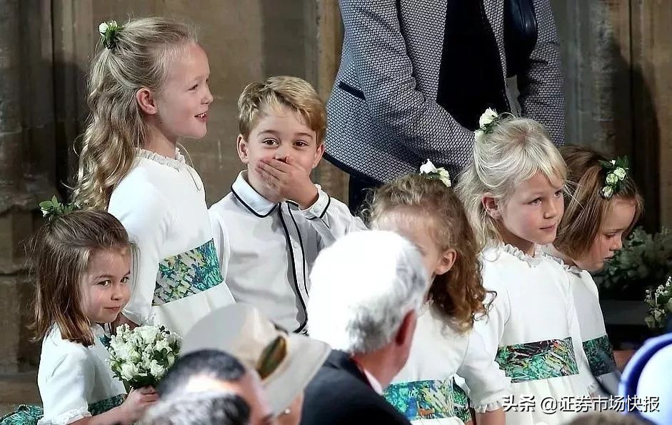 英国乔治小王子和女王,英国乔治小王子为什么不是继承人