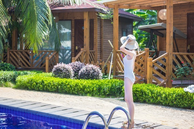 去三亚旅游带泳衣,三亚免税店附近旅游攻略