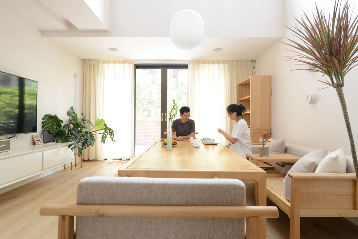 小城的生活简简单单普普通通,很向往学生时代的生活