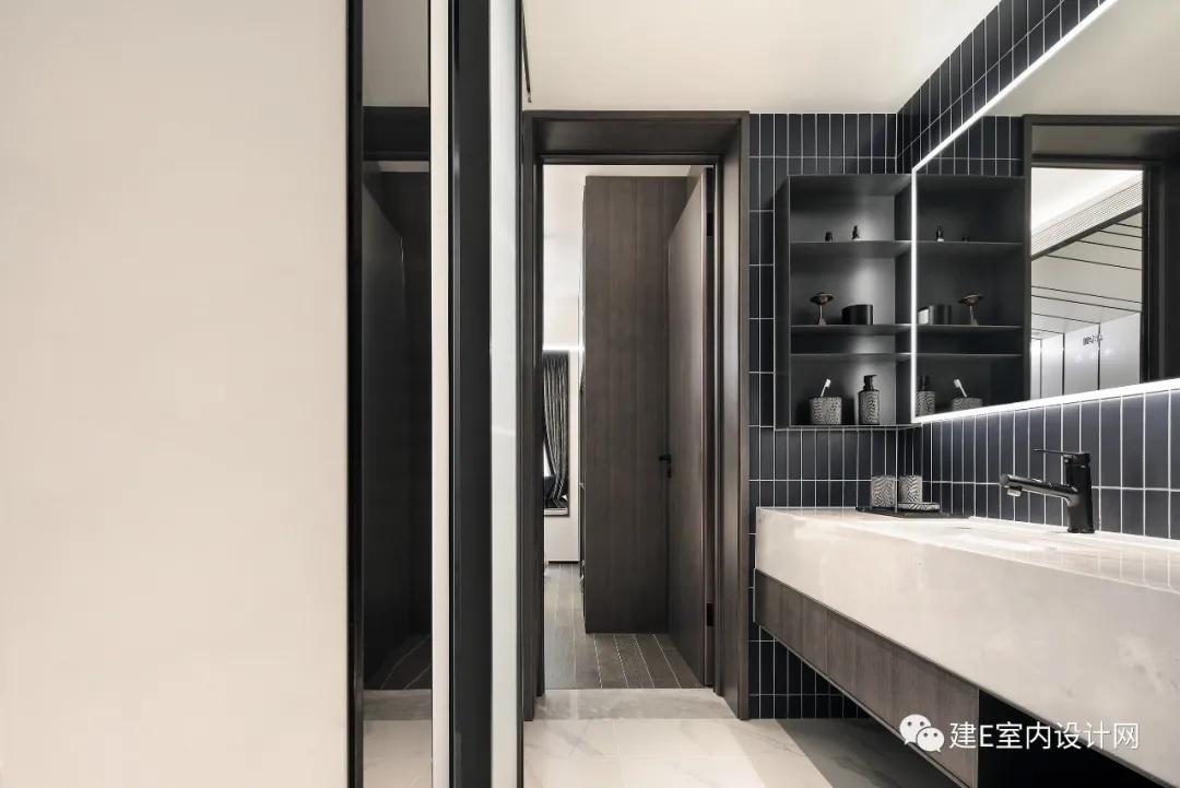 《梦改》爆改山城重庆老宅，83㎡高隐患旧房变豪宅