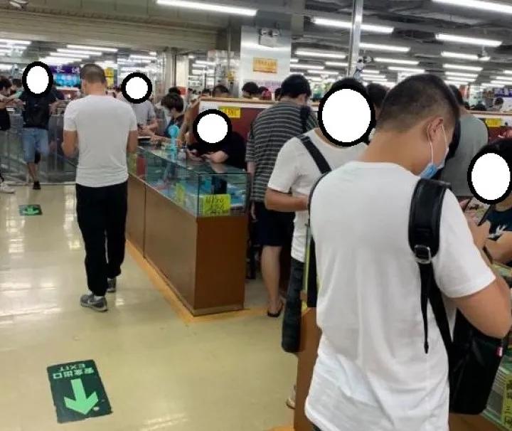 揭秘华强北背包客买手机,华强北背包客的故事