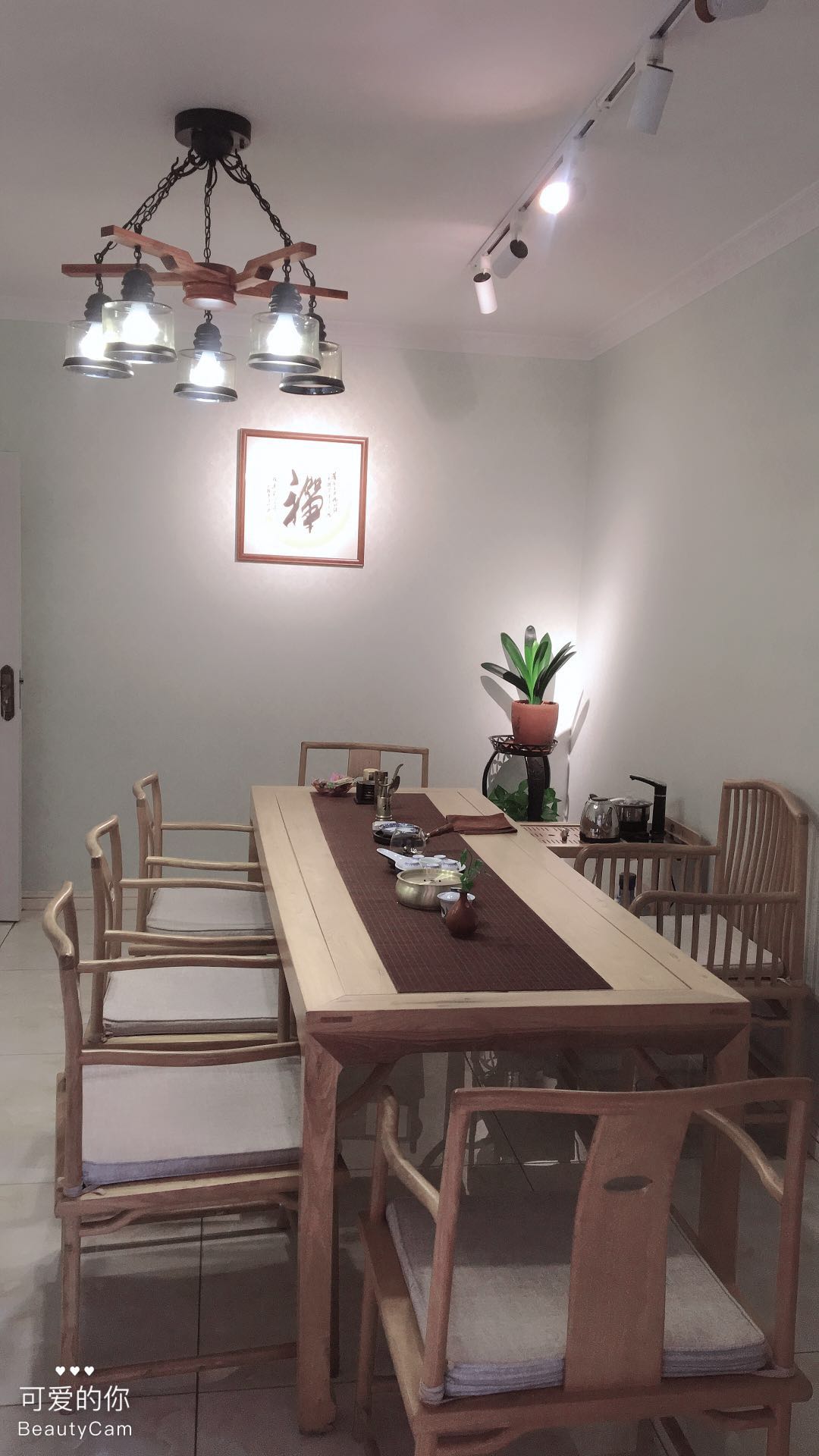 来一壶茶沉淀一天的劳累和心情,来一壶茶品味人生