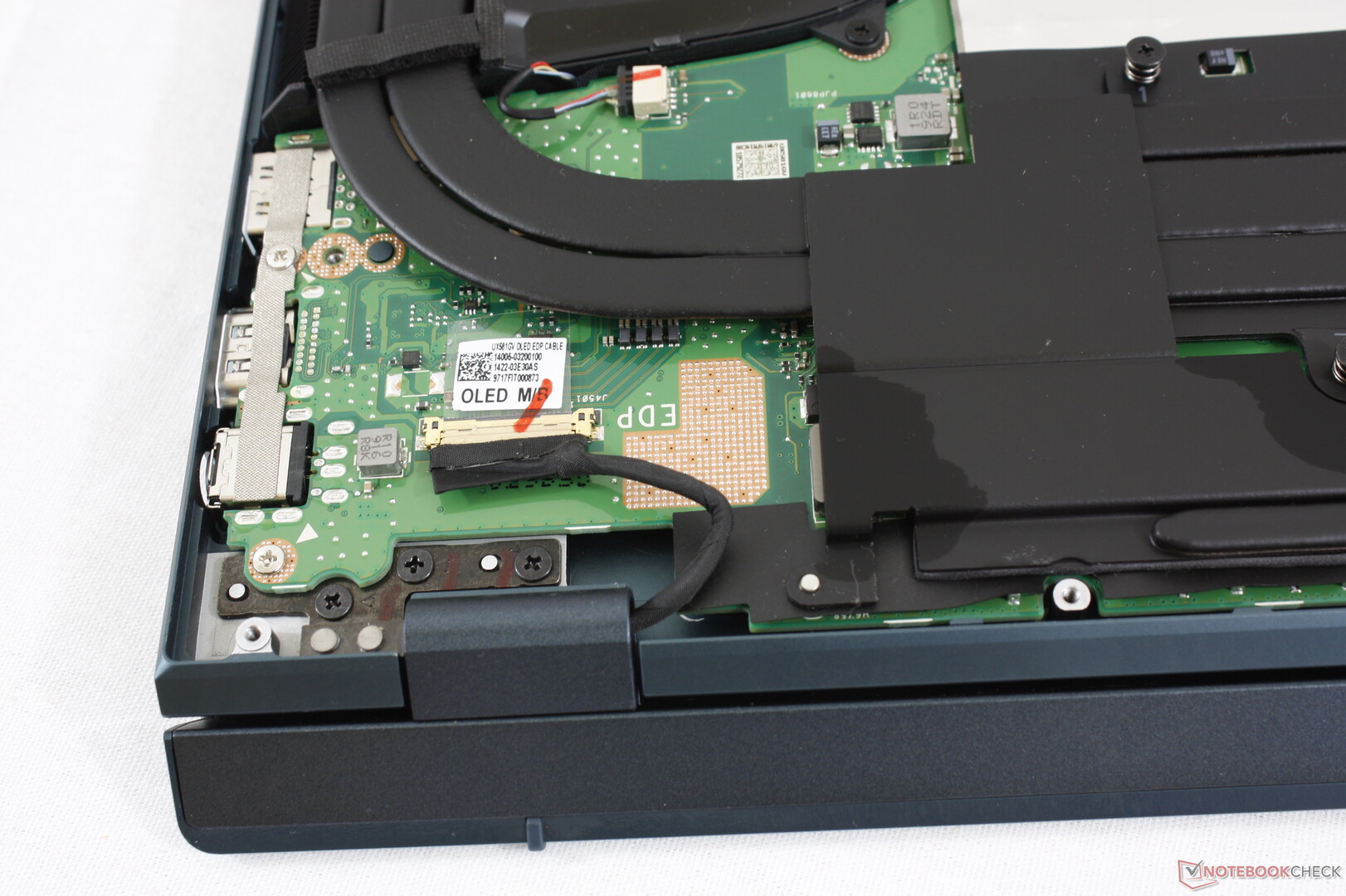 华硕zenbookproduo最新款,华硕zenbook优缺点