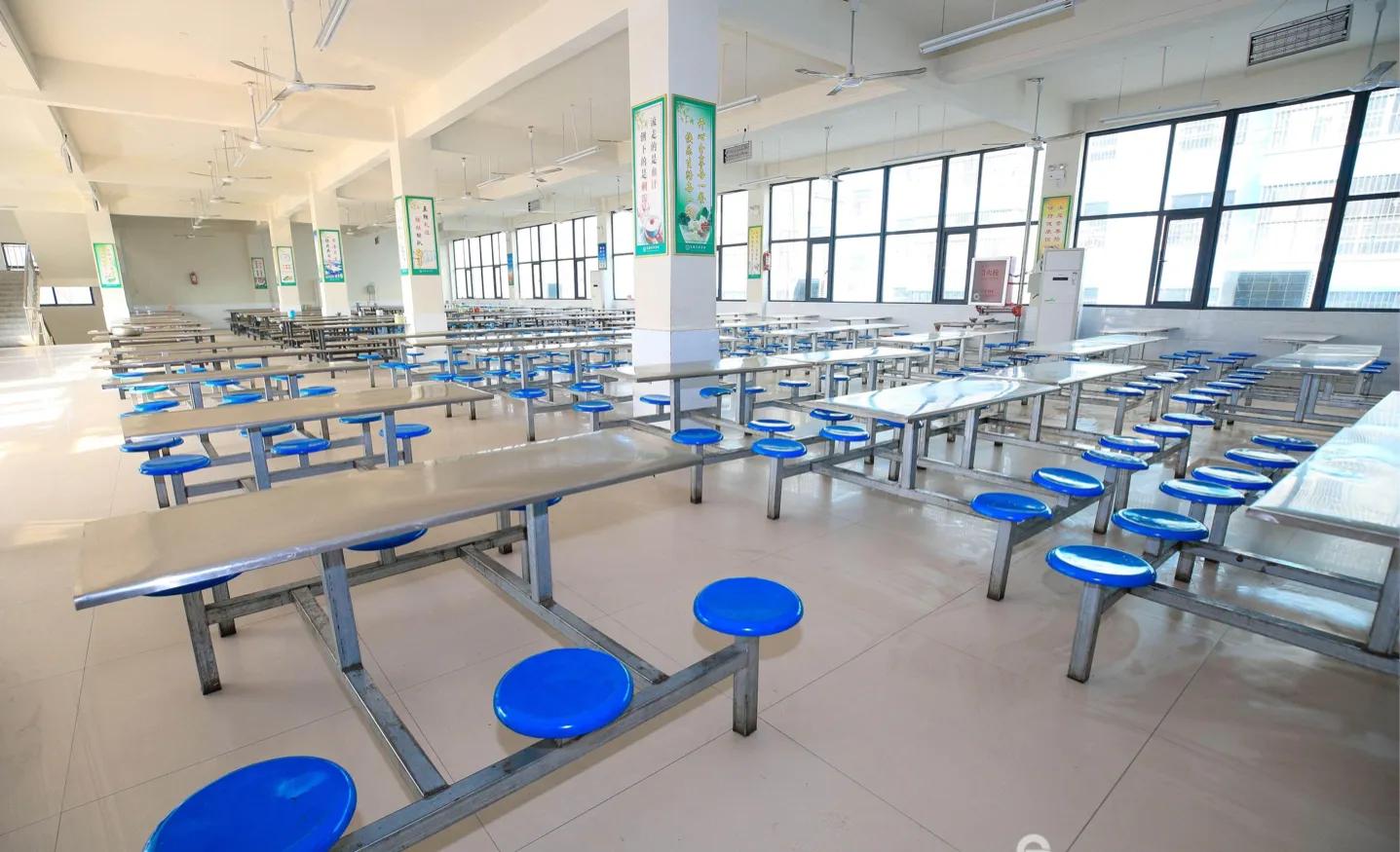 郏县崇德实验学校收费标准,郏县李口乡崇德实验学校