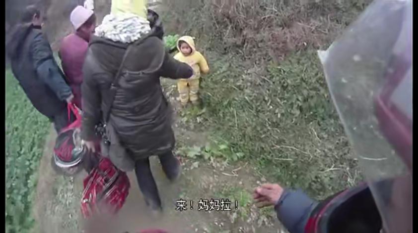 让人感到生活艰辛与心酸的纪录片,看完令人压抑的纪录片