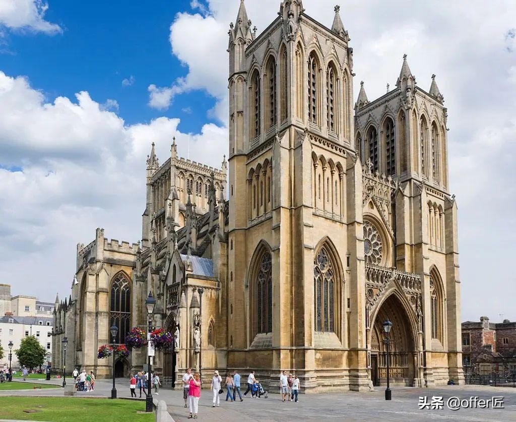 英国市中心的名校,英国小城市有哪些大学