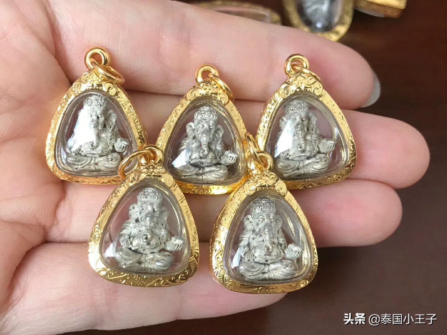 崇迪佛牌功效和禁忌,泰国平安佛牌种类