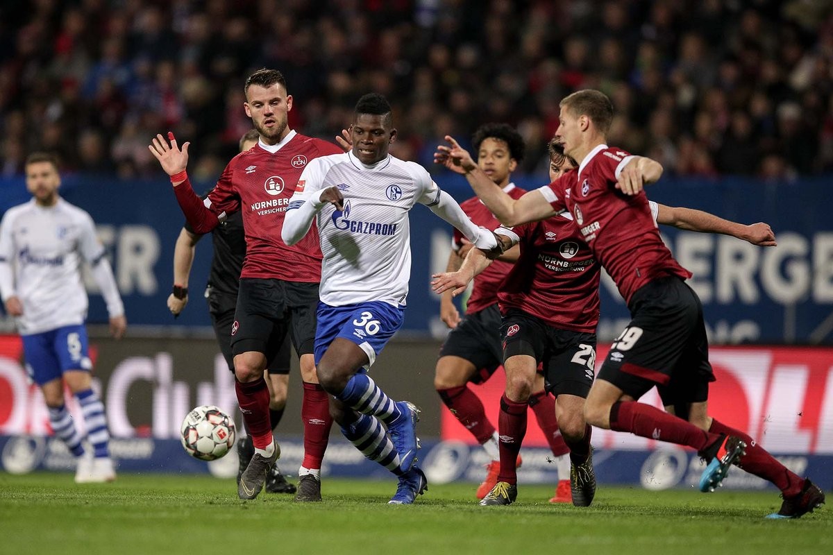 沙尔克将对阵纽伦堡几点开始,沙尔克主场四连杀