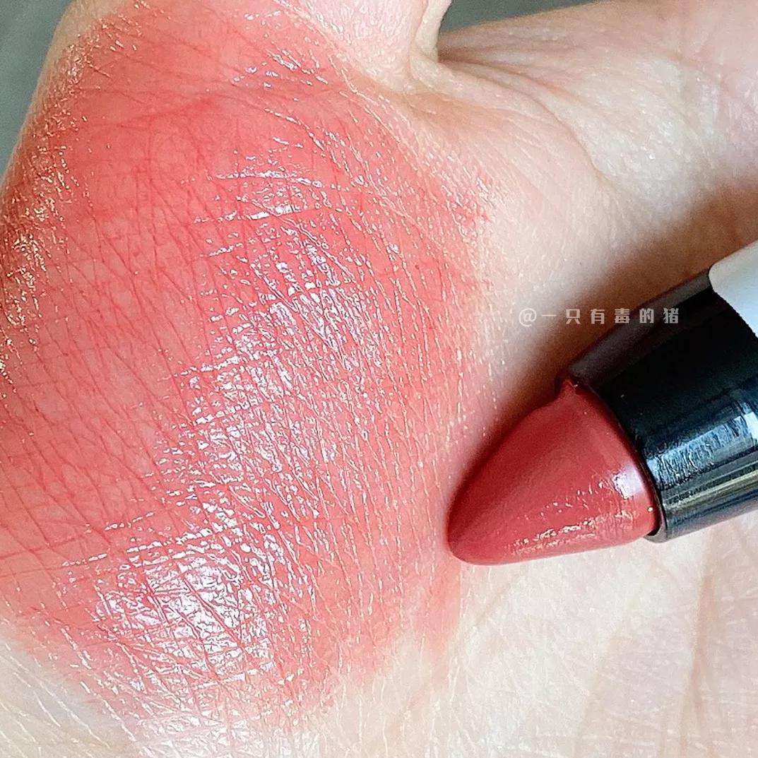 黄皮新手彩妆教程视频全集,适合黄皮的大牌彩妆推荐眼影