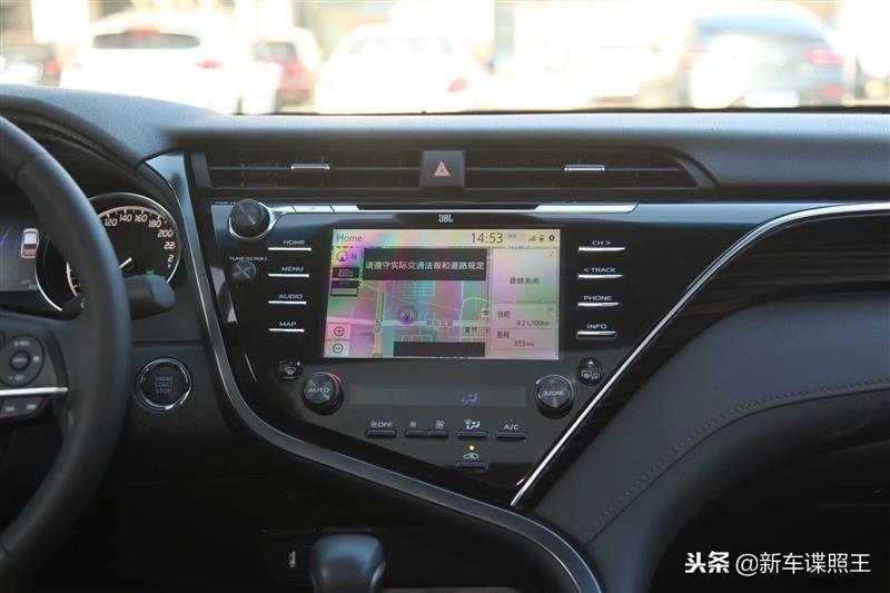 到底有多运动?不再中庸的8代丰田凯美瑞试驾