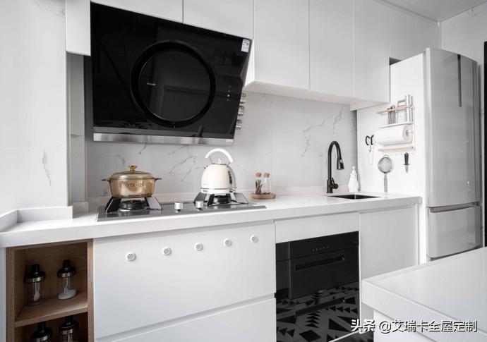 现代风格全屋定制柜子,简约风全屋柜子白色设计