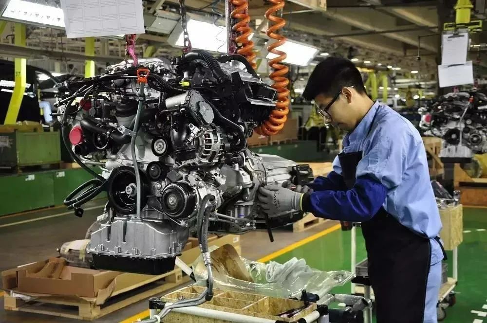 机械专业工作被老师傅骂,机械行业衰落