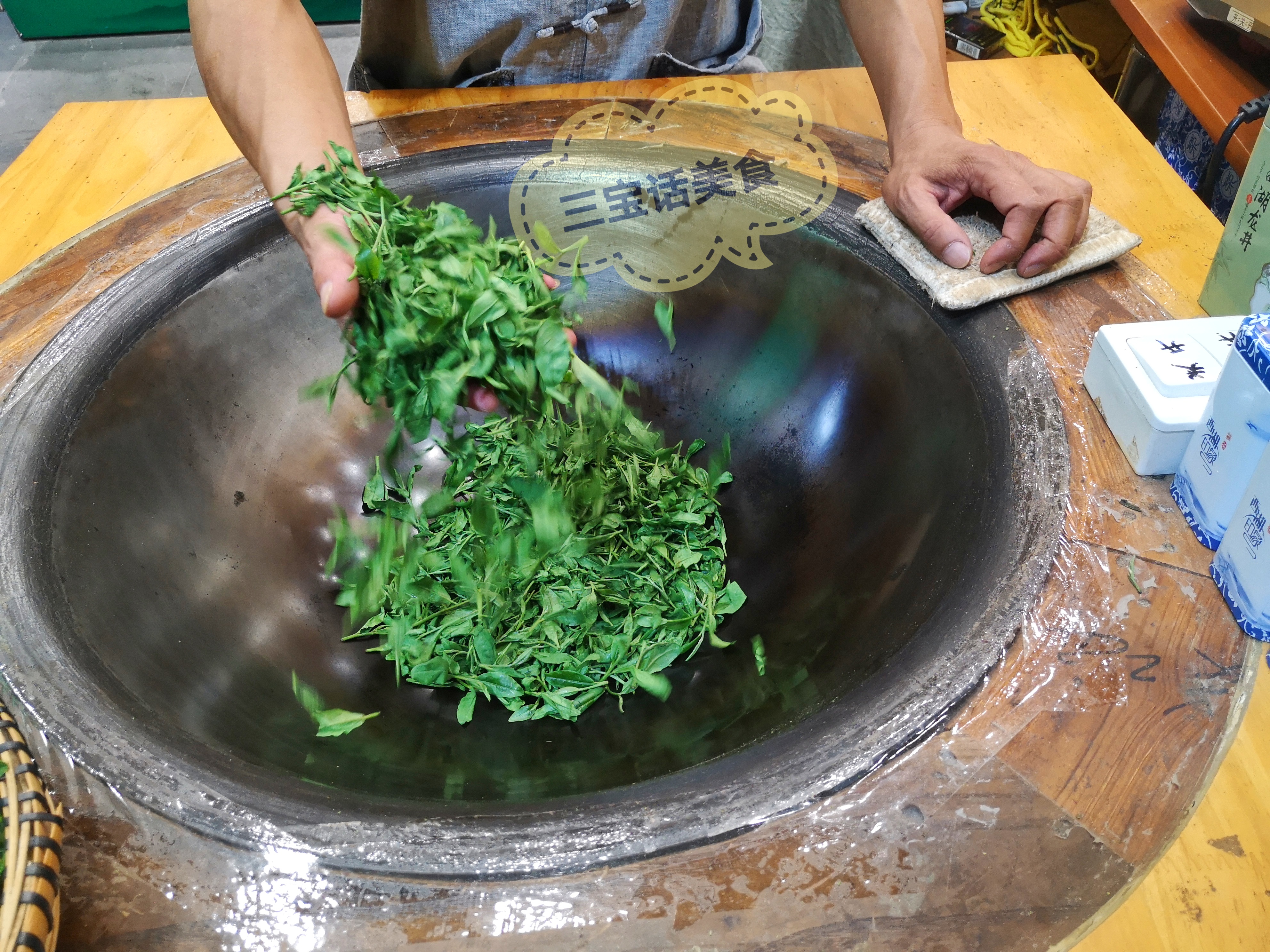 杭州河坊街美食哪家好吃,杭州河坊街胡辣汤