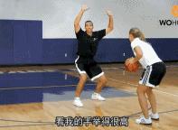 进攻防守战术教学视频,如何防守持球人技巧