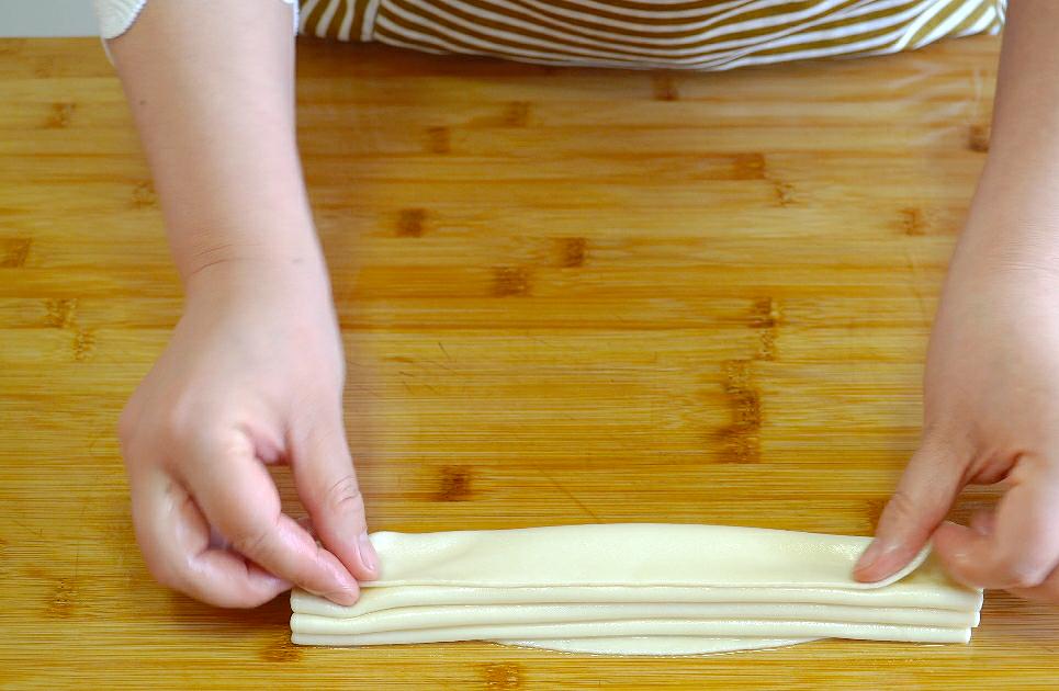 家常油饼正确又好吃做法,家常油饼柔软起层凉了不硬有秘诀