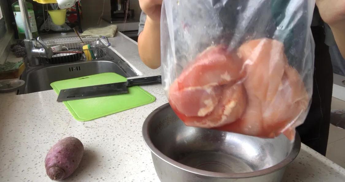 吸引汪星人最有效的方法,如何让你家狗狗不咬你