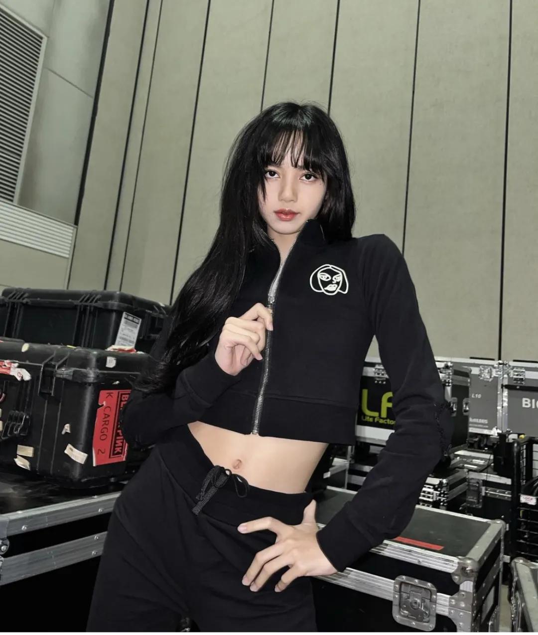 入秋必备的卫衣,入秋必备10款卫衣