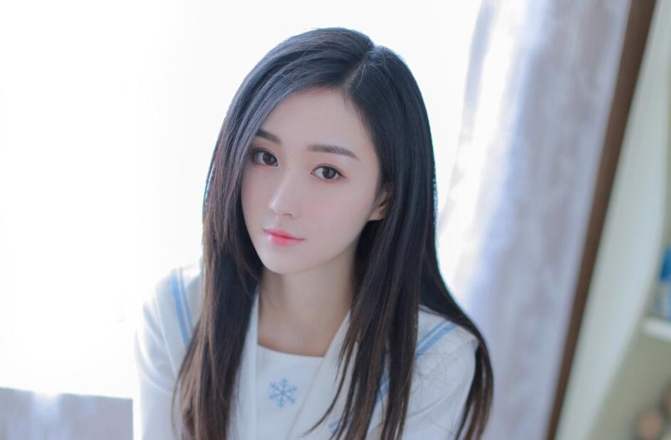 前斗鱼颜值一姐重新回归直播,斗鱼颜值区女主复播引十大神豪