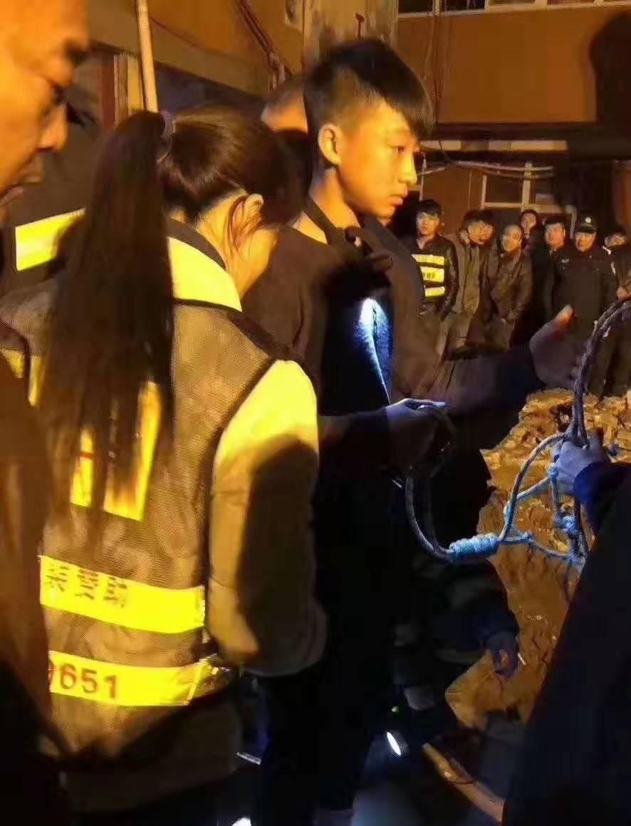 被偷*拍偷**下的20组画面：2019一整年的温暖，全都在这里了