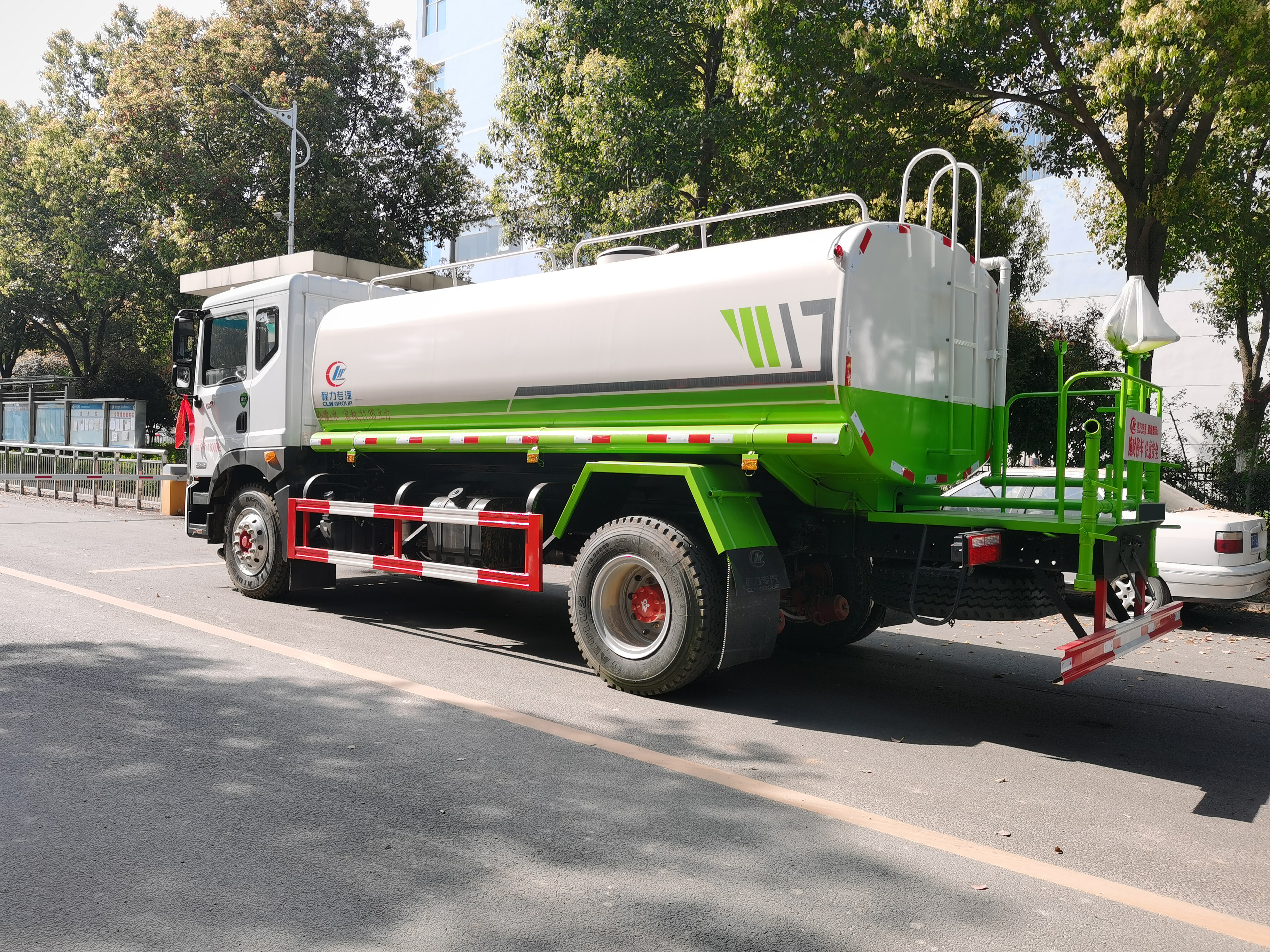 东风d9洒水车程力,程力重工d9洒水车