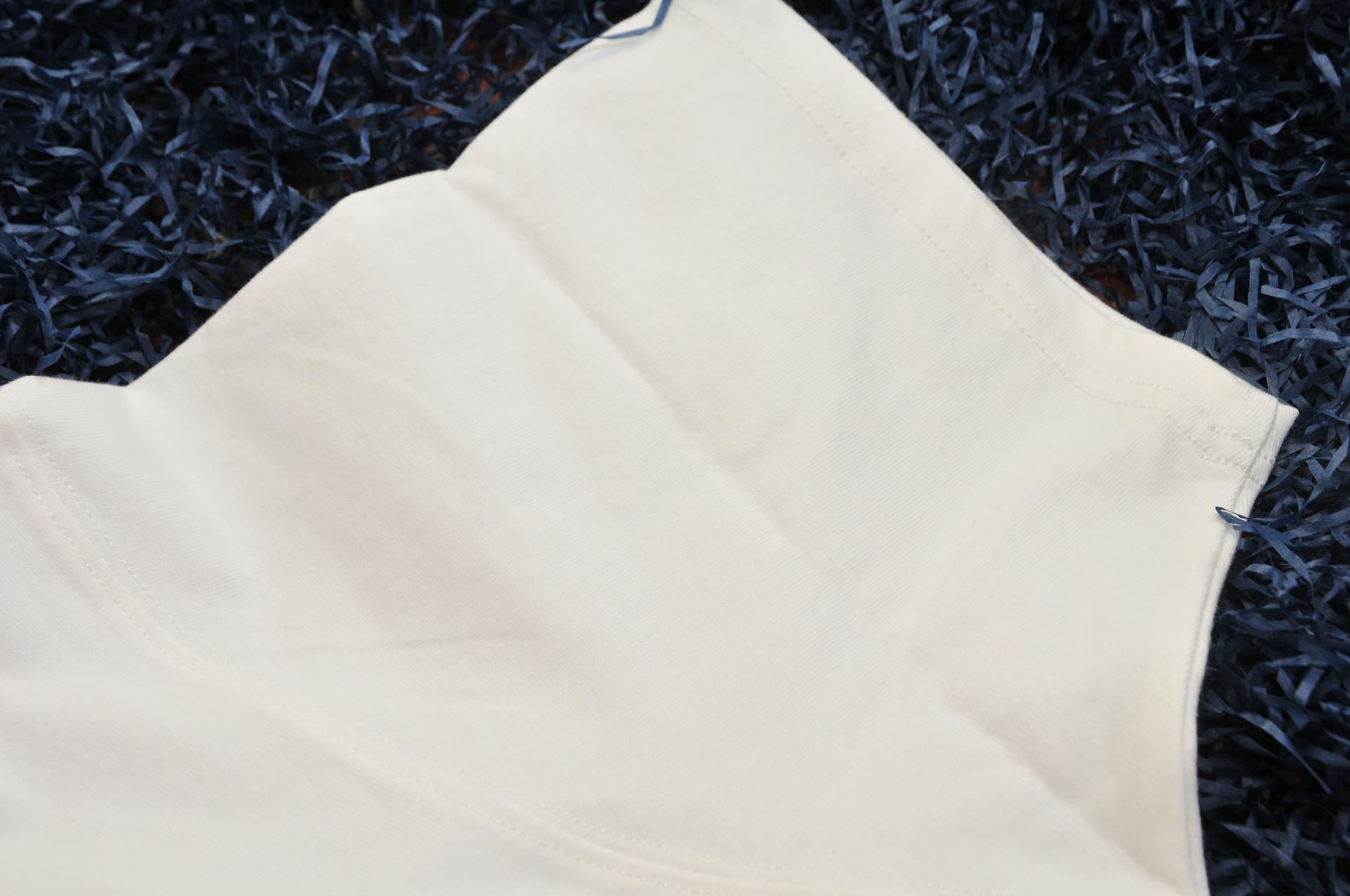 重磅t恤和普通t恤区别试穿,怎么穿又简单又好看的t恤