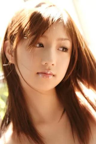 日本38岁童颜女神小仓优子，节目中首次谈及丈夫出走往事