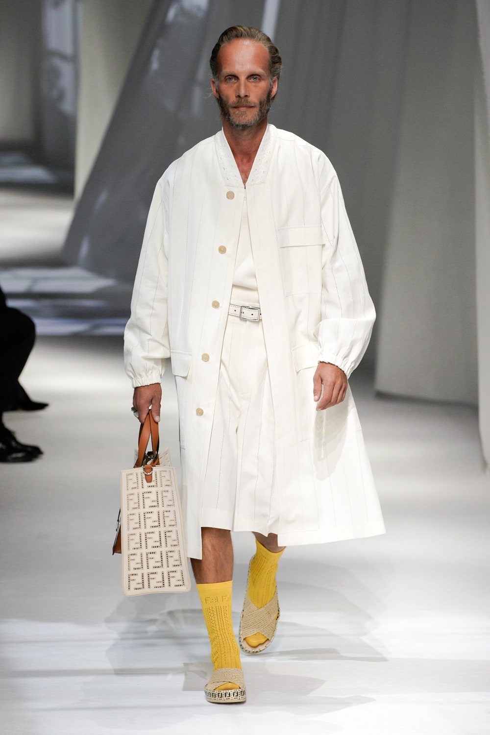 芬迪的2020春夏米兰时装周,fendi芬迪2018春夏时装秀