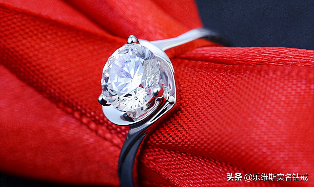 怎么判断钻石戒指的真假,钻石戒指从网上购买靠谱吗