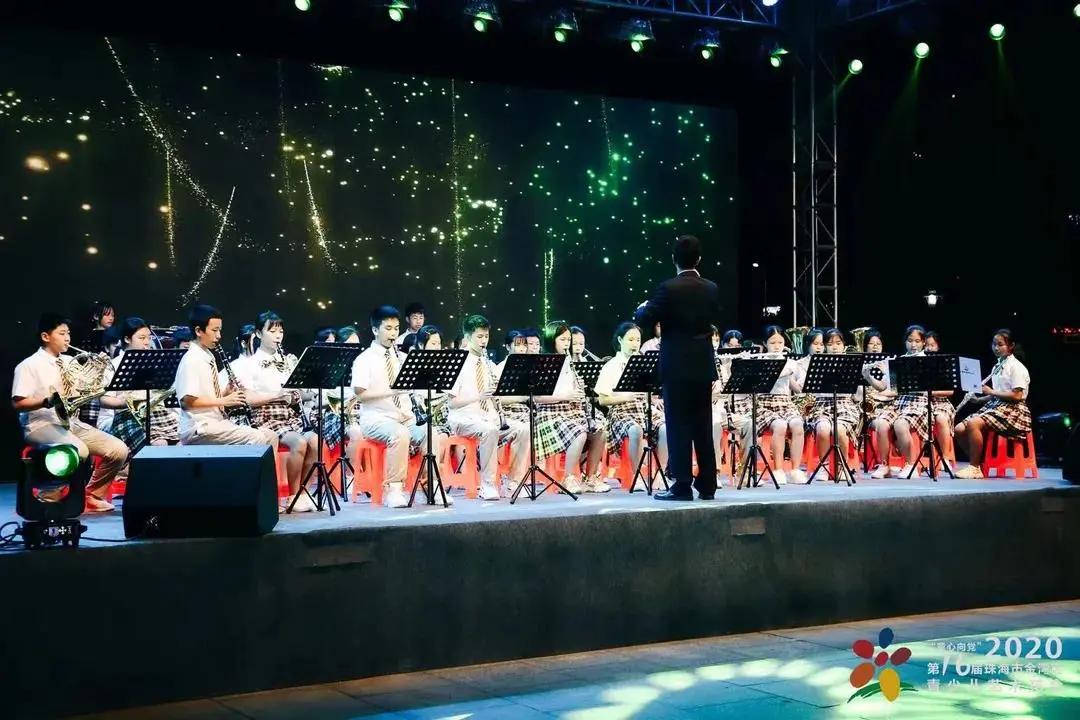 珠海市红旗中学：扛起人生的红旗