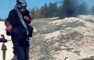 ▶昨天老妈教弟弟做作业，我弟不动脑筋思考，每道题都问...