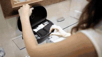 垂直分隔，1秒取物，“快卡背包”拯救乱成一团的“巨包*党**”