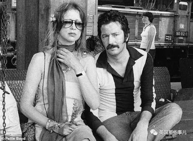 20岁跟披头士吉他手一见钟情，婚后又被摇滚大神狂追：她，摇滚界传奇缪斯