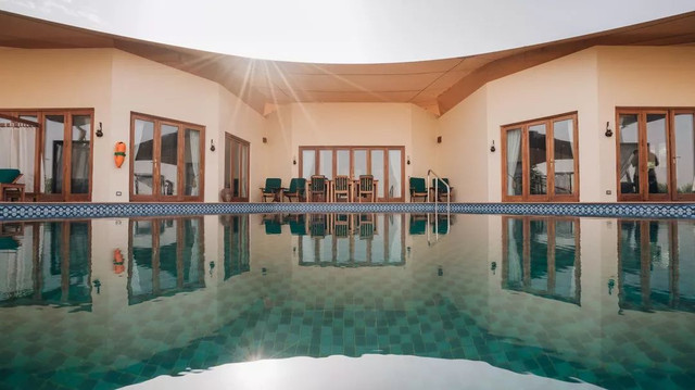 西厢房|沙漠中的极致野奢,每间都有私家泳池,羚羊会还会来泳池喝水