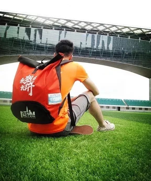 新logo，新装备······2018南山半马2.0升级版来了