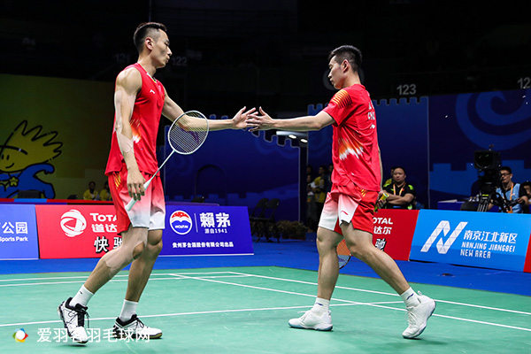 李宁羽毛球鞋锋影v测评,李宁锋影2.0球鞋测试