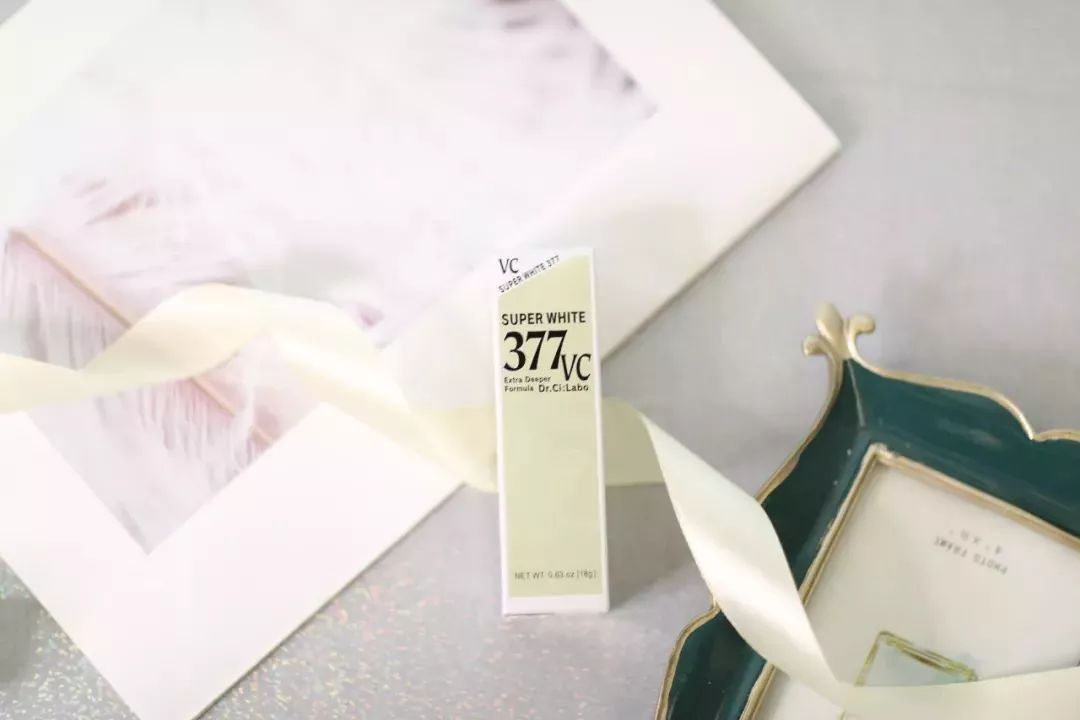 护肤解密如何将光变成美肤利器,护肤真的有所谓的手法吗