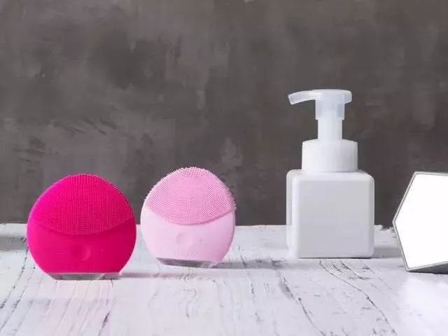 lunamini2洁面仪怎么样,lunamini2白色洗脸神器