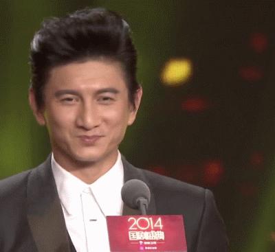 用了美白牙膏白了一颗牙,用了美白牙膏后还用清洁吗