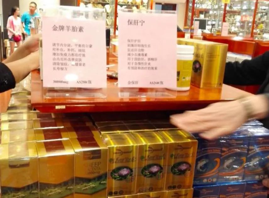 ugg鞋子投诉,ugg坏鞋事件