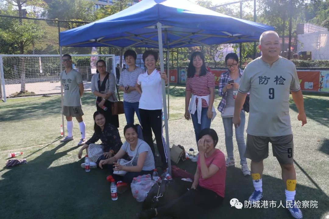 运动会勇夺佳绩,运动会大展身手