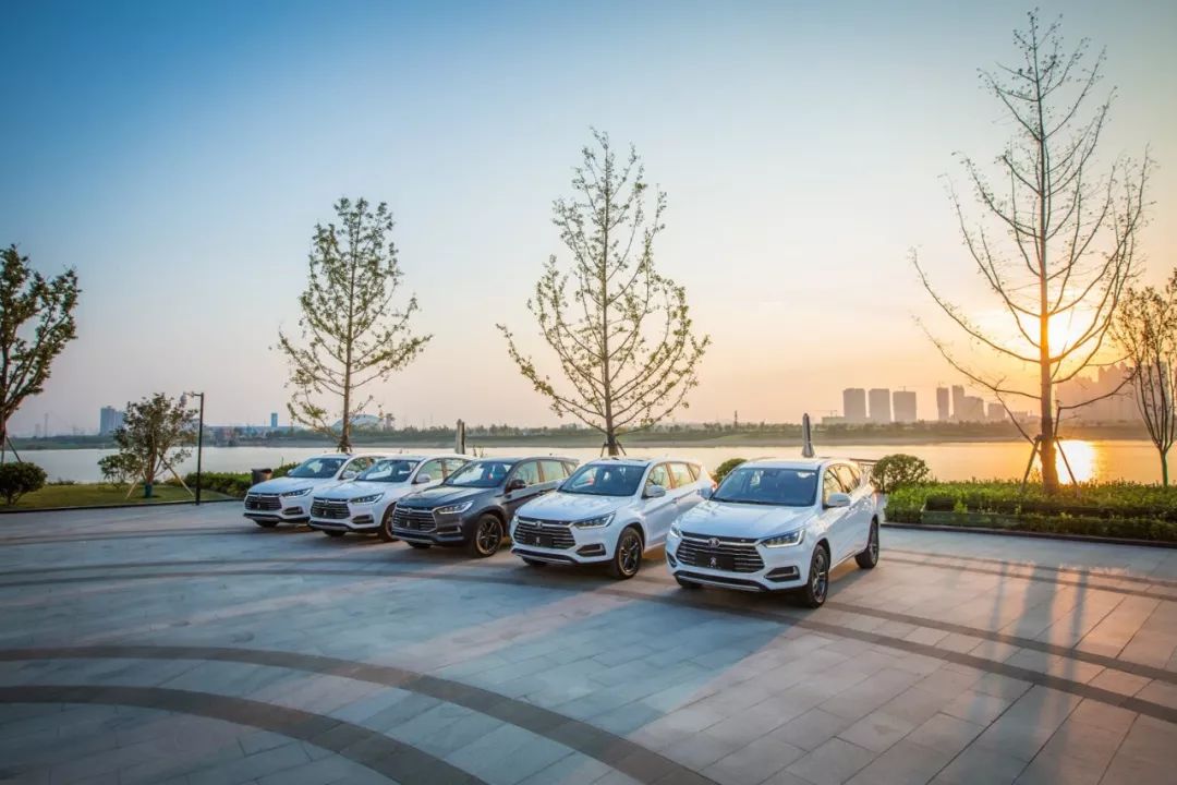 7招教你快速解决汽车玻璃上的雾霜