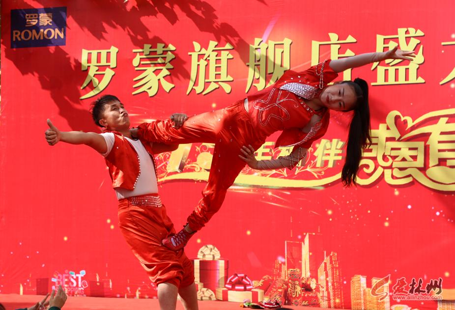 罗蒙新款官方旗舰店直播,罗蒙正展旗舰店