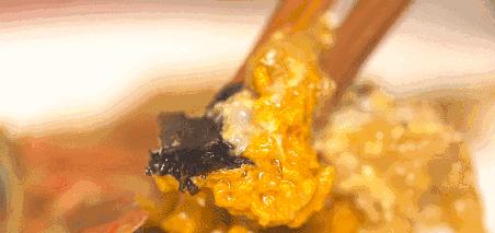 攻略来了！当上海人拿起醋和姜丝，全城的大闸蟹都充满了忧伤…