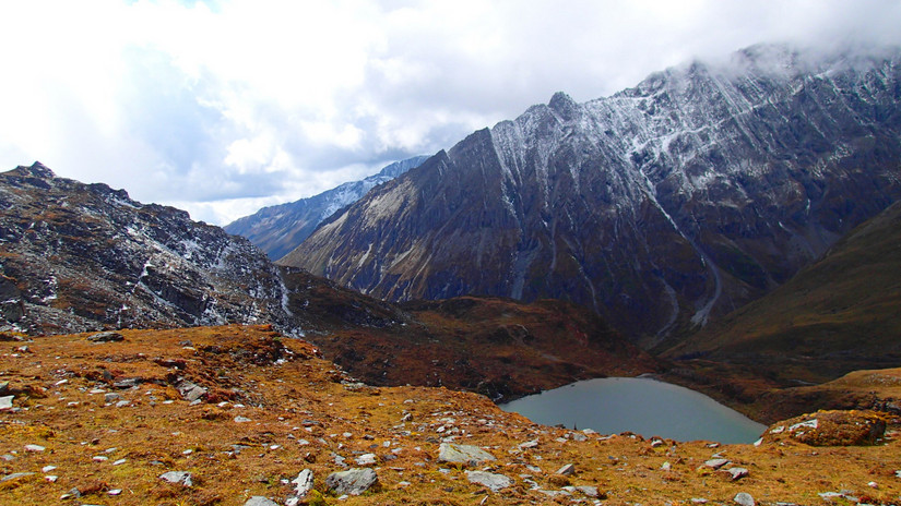 留下的是辉煌带走的是荒凉,带走的是经历留下的是回忆