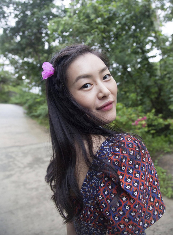 奚梦瑶何穗大表姐的维密秀,奚梦瑶何穗刘雯冬季街拍机场