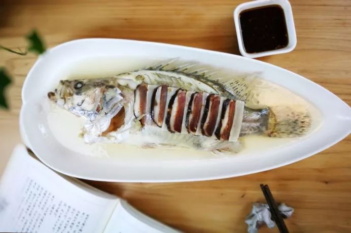 豆瓣9.5《风味人间》横跨东西，哪些餐厅新品惊艳南北？｜城市指南