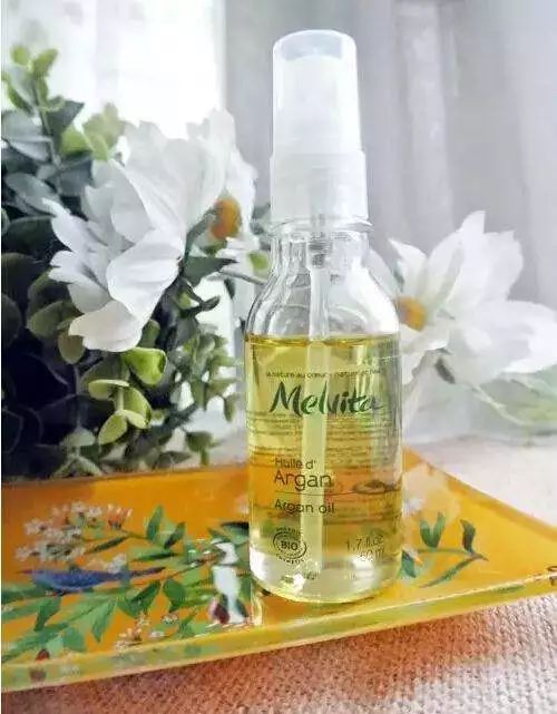 换季皮肤干燥起皮水推荐,秋季皮肤干燥缺水记得多补水